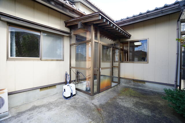 detached 山形県東田川郡庄内町余目字上梵天塚 地図を見る