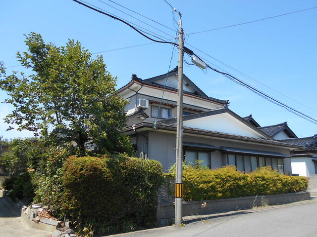 detached 山形県鶴岡市長沼字中組 地図を見る