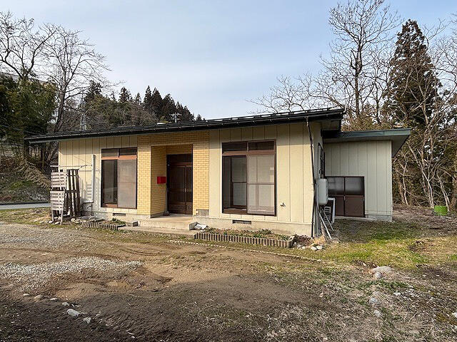 detached 山形県西村山郡朝日町大字常盤 地図を見る