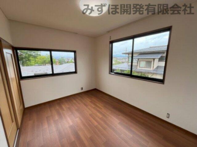 detached 山形県東村山郡山辺町近江 地図を見る