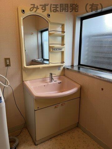 detached 山形県東村山郡中山町大字長崎 地図を見る