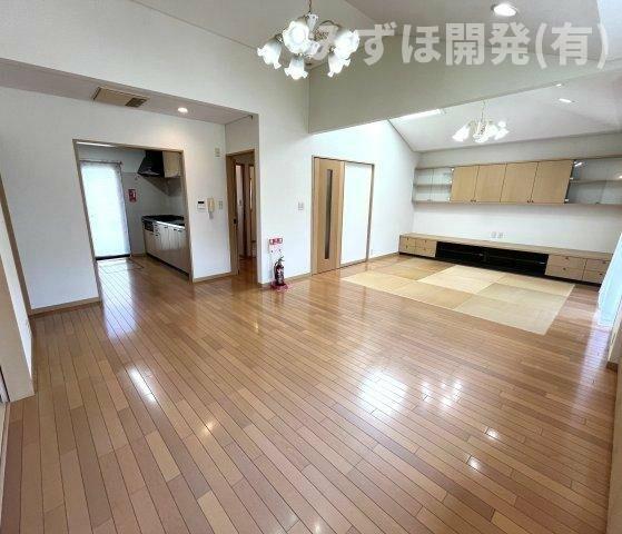 detached 山形県東村山郡中山町あおば 地図を見る
