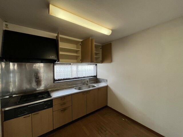 detached 山形県西村山郡河北町谷地字砂田 地図を見る