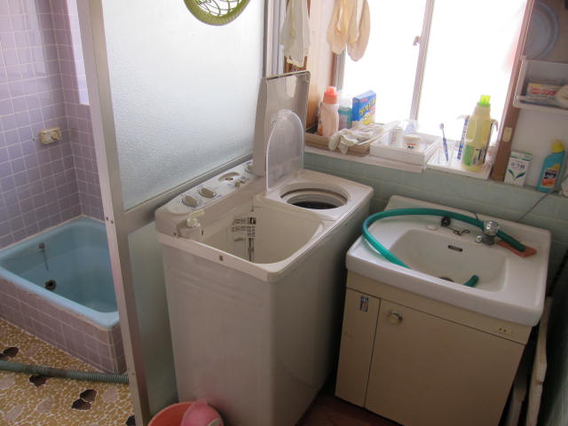detached 山形県酒田市飛島字中村甲 地図を見る
