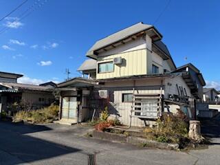 山形県米沢市の一戸建て | 250万円 | 9DK | 591.64m² | Akiyama house finder