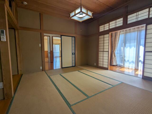 detached 山形県東置賜郡高畠町大字高畠 地図を見る