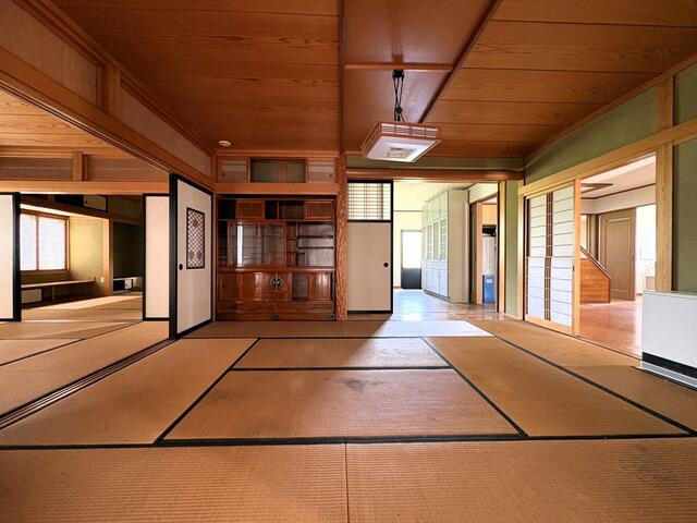 detached 山形県寒河江市大字清助新田字冨沢 地図を見る