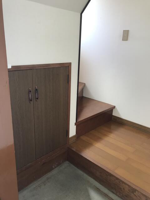 玄関／下足箱