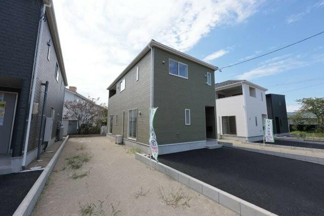 現地（外観）／前面道路を含む現地写真／撮影日2026-09-14