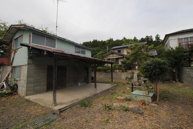 detached 福島県本宮市岩根字本郷 地図を見る