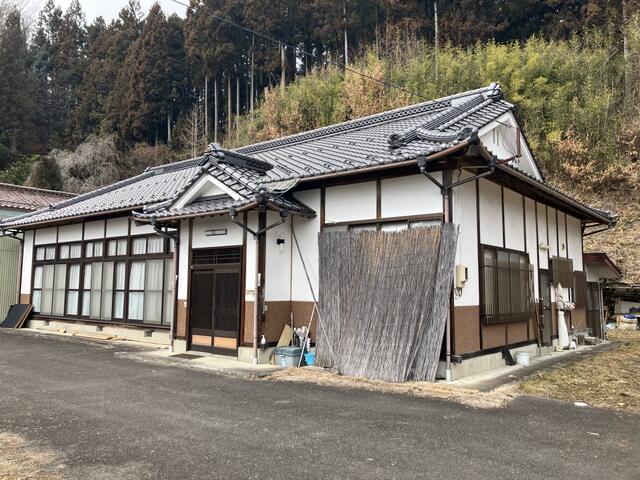 福島県伊達郡川俣町の一戸建て | 500万円 | 6DK | 1194.15m² | Akiyama house finder
