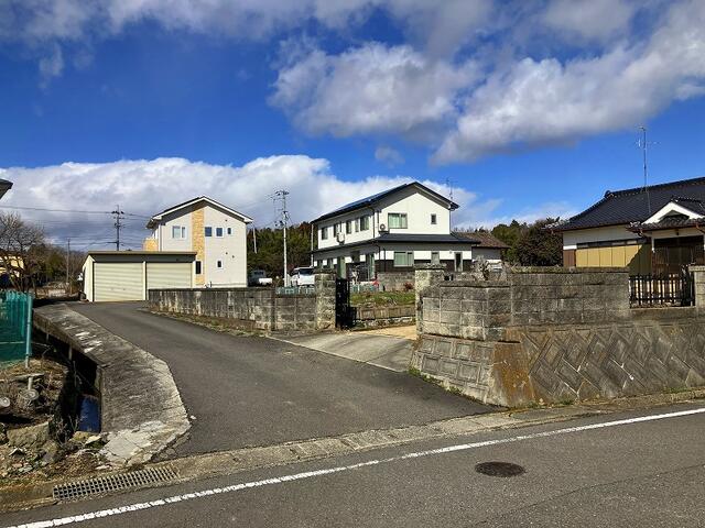 現地（外観）
