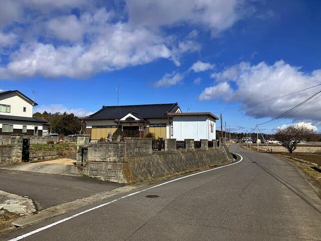 現地（外観）