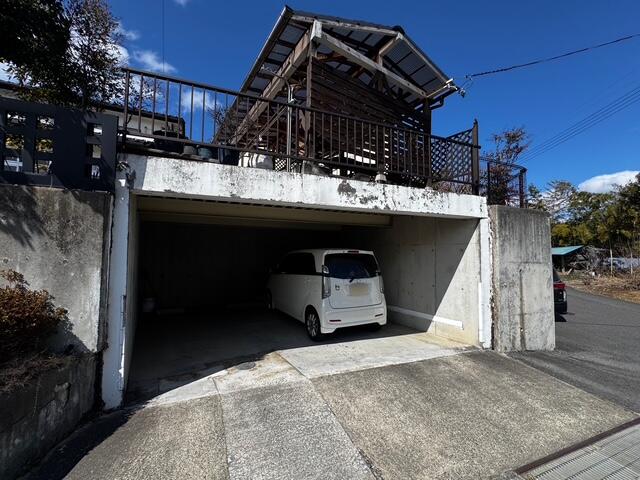 現地（駐車場）