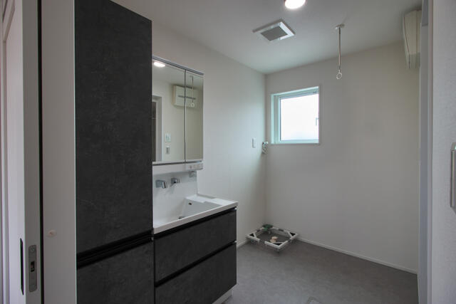 detached 茨城県稲敷郡阿見町大字荒川本郷 地図を見る