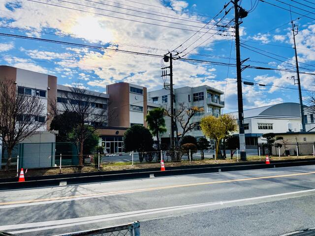 ひたちなか市立勝田第三中学校 (1,488m)