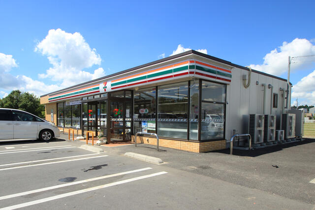 セブンイレブン土浦おおつ野７丁目店 (778m)
