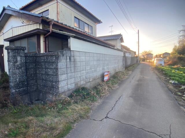 現地（外観）