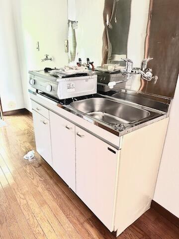 キッチン／水栓新品交換済み