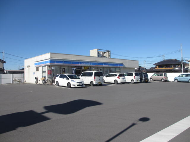 ローソン結城アクロス通り店 (239m)