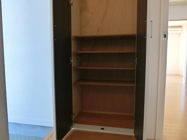 玄関／シューズクローゼット