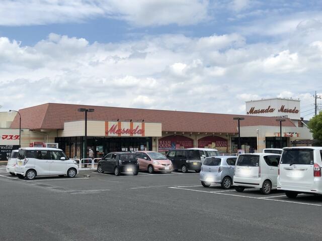 マスダ境店 (381m)