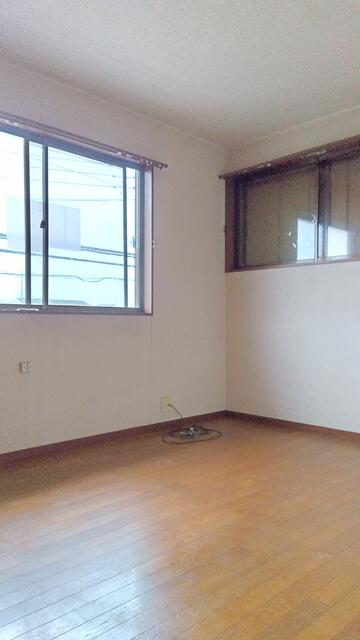 リビング以外の居室／２階