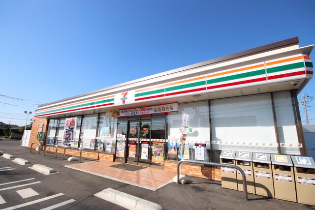 セブンイレブン下館外塚店 (1,065m)