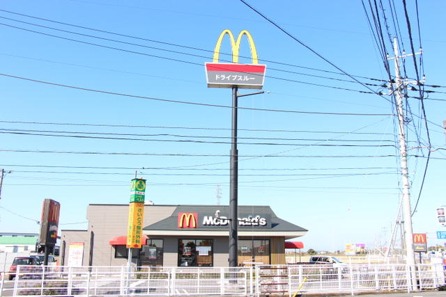 マクドナルド２９４下館一本松店 (860m)