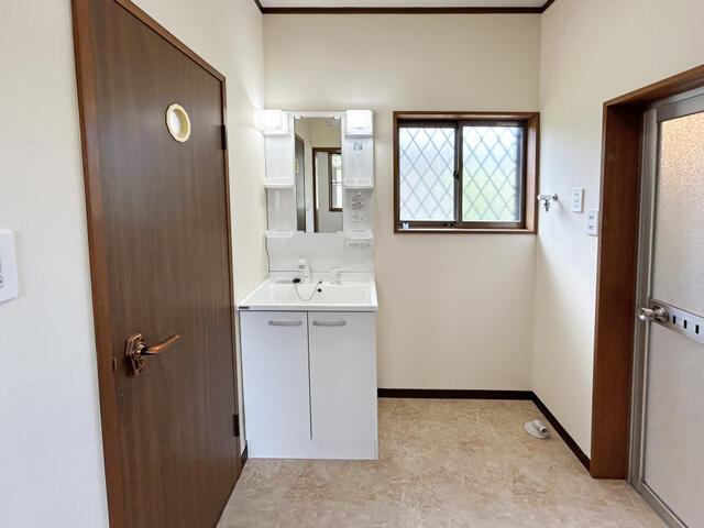 detached 茨城県鹿嶋市大字小山 地図を見る