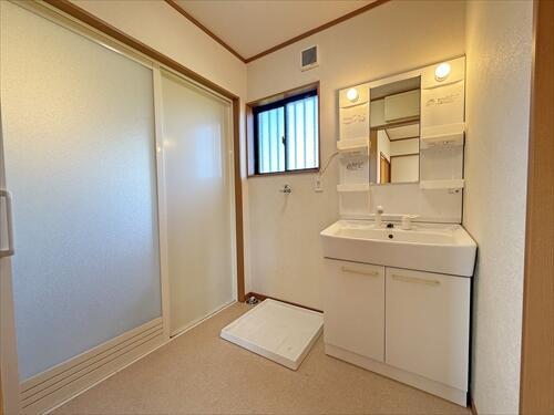 detached 茨城県鹿嶋市大字角折 地図を見る