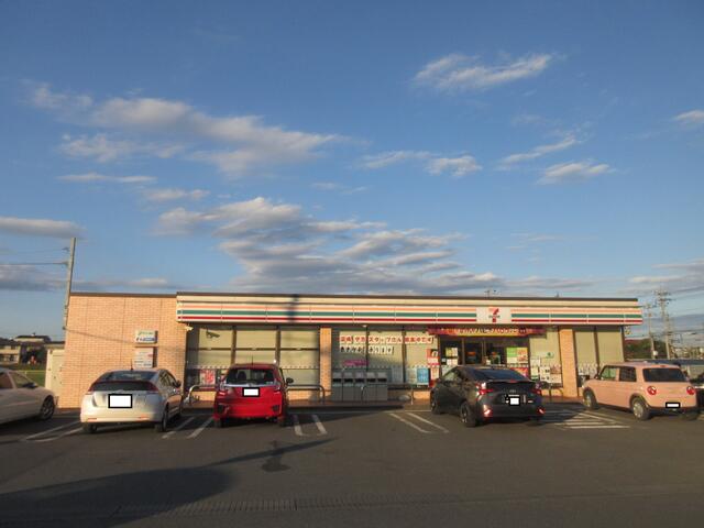 セブンイレブン笠間平町店 (1,015m)