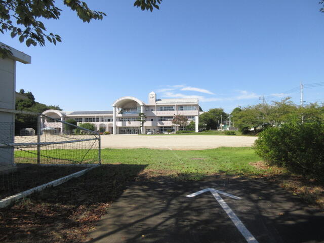 笠間市立大原小学校 (1,482m)