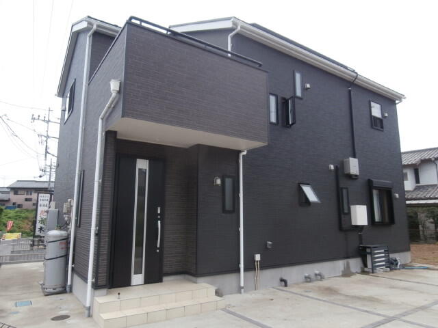 detached 茨城県坂東市岩井 地図を見る
