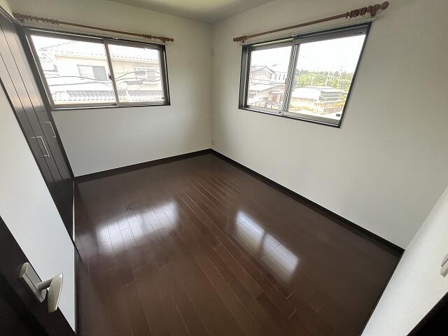 detached 茨城県牛久市岡見町