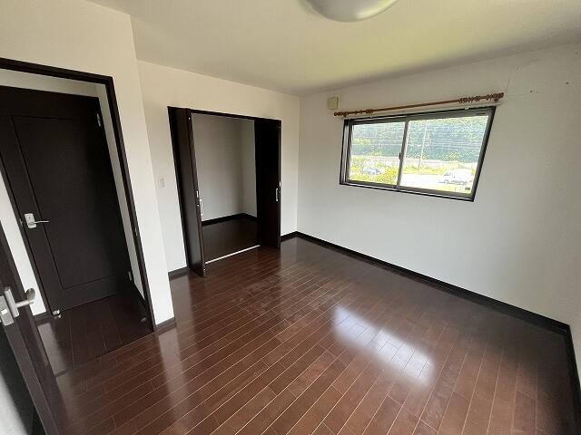 detached 茨城県牛久市岡見町