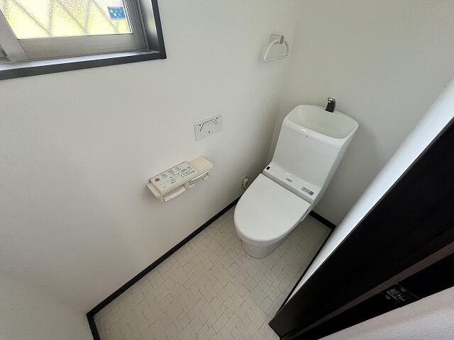 detached 茨城県牛久市岡見町