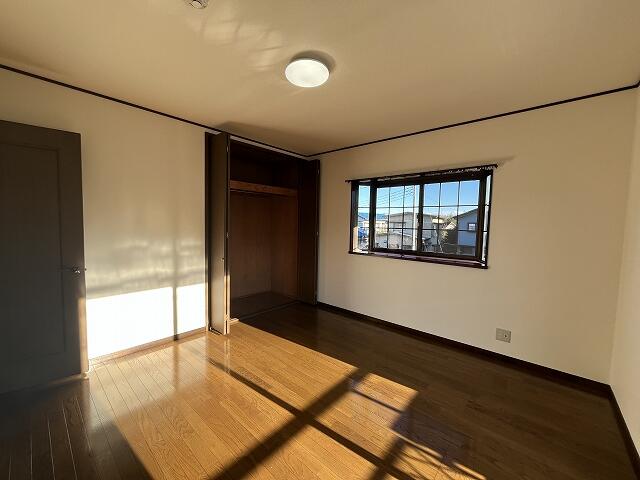 detached 茨城県牛久市岡見町