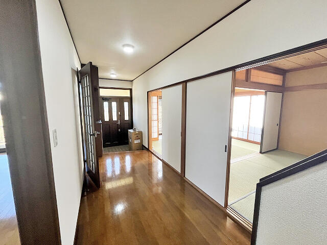 detached 茨城県牛久市岡見町