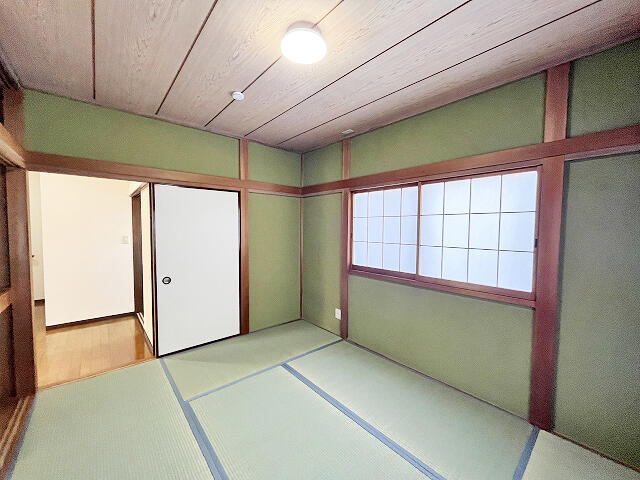 detached 茨城県牛久市岡見町