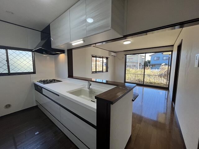 detached 茨城県牛久市岡見町
