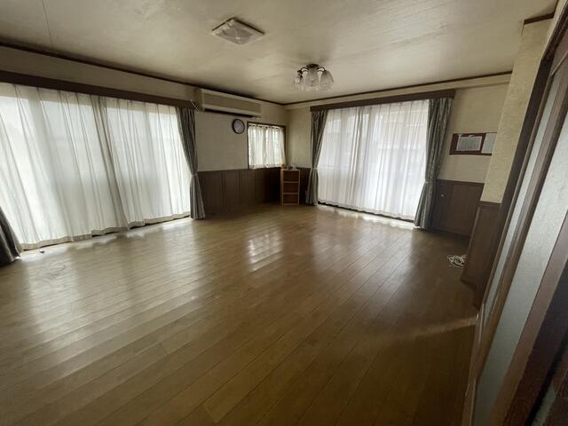 detached 茨城県坂東市逆井