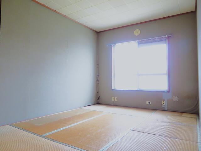 リビング以外の居室／北西側の和室（押入収納有）　※６帖分のスペース／撮影日2025-05-15