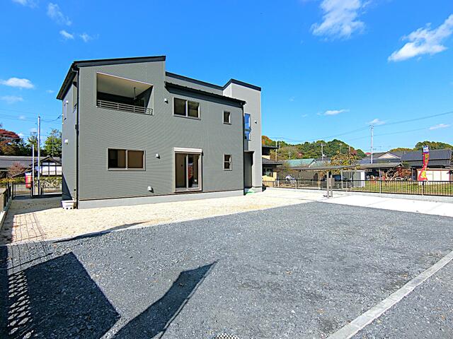 detached 茨城県小美玉市小川 地図を見る