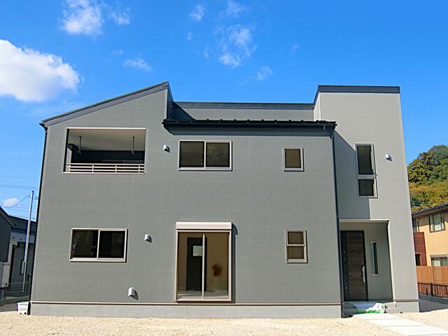 detached 茨城県小美玉市小川 地図を見る