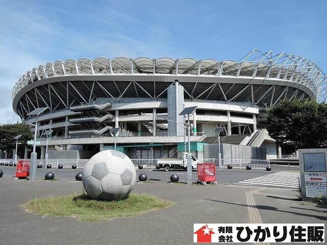 メルカリスタジアム (1,299m)
