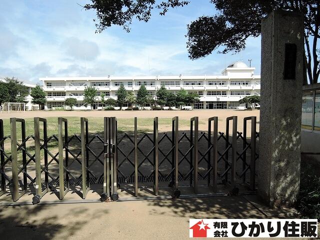 鹿嶋市立波野小学校 (1,605m)