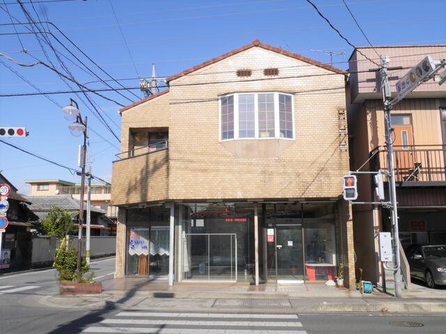 足利市葉鹿町の倉庫