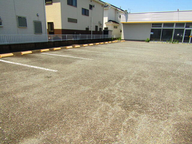 現地（駐車場）