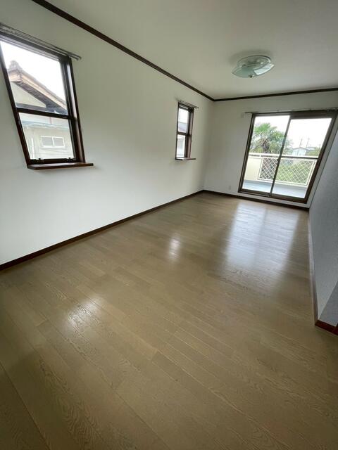 居室 (1m)